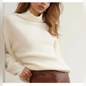 Aritzia Wilfred Montpellier Turtleneck, Espace, size small